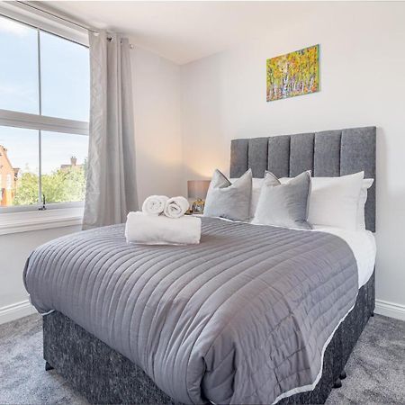 Host & Stay - The Bull Inn, 3 Double Rooms Fernhill Heath Екстериор снимка