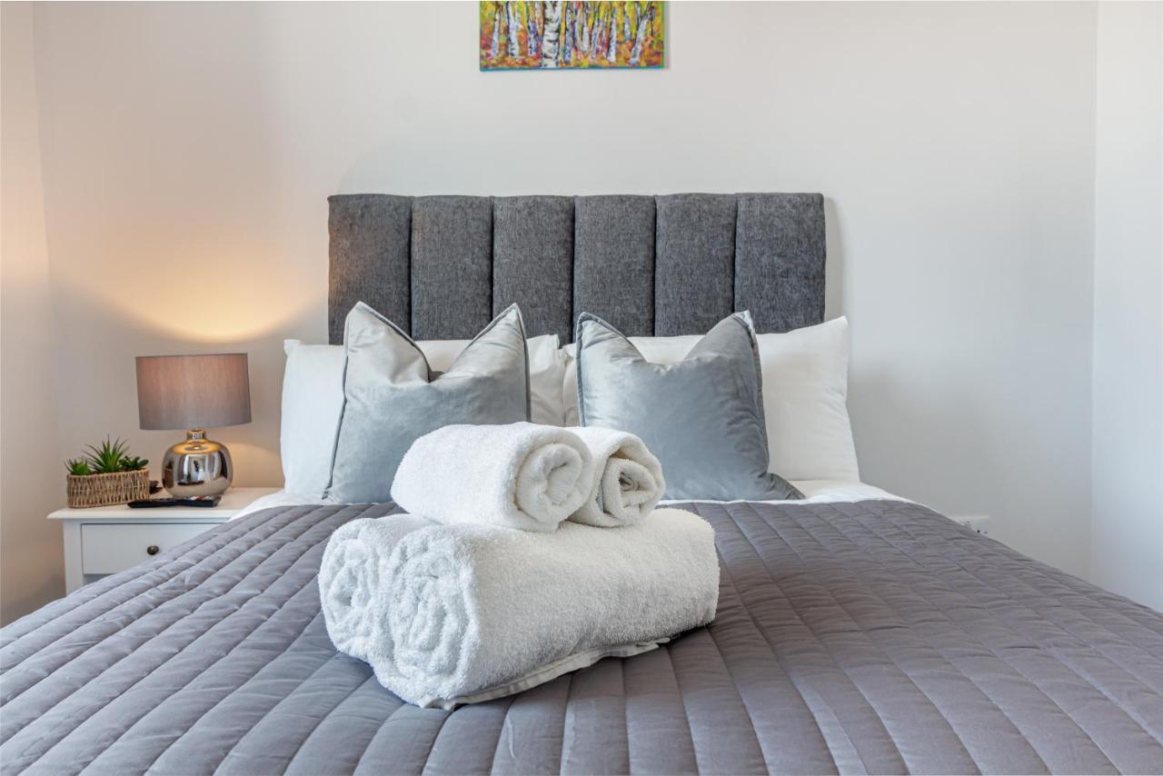 Host & Stay - The Bull Inn, 3 Double Rooms Fernhill Heath Екстериор снимка